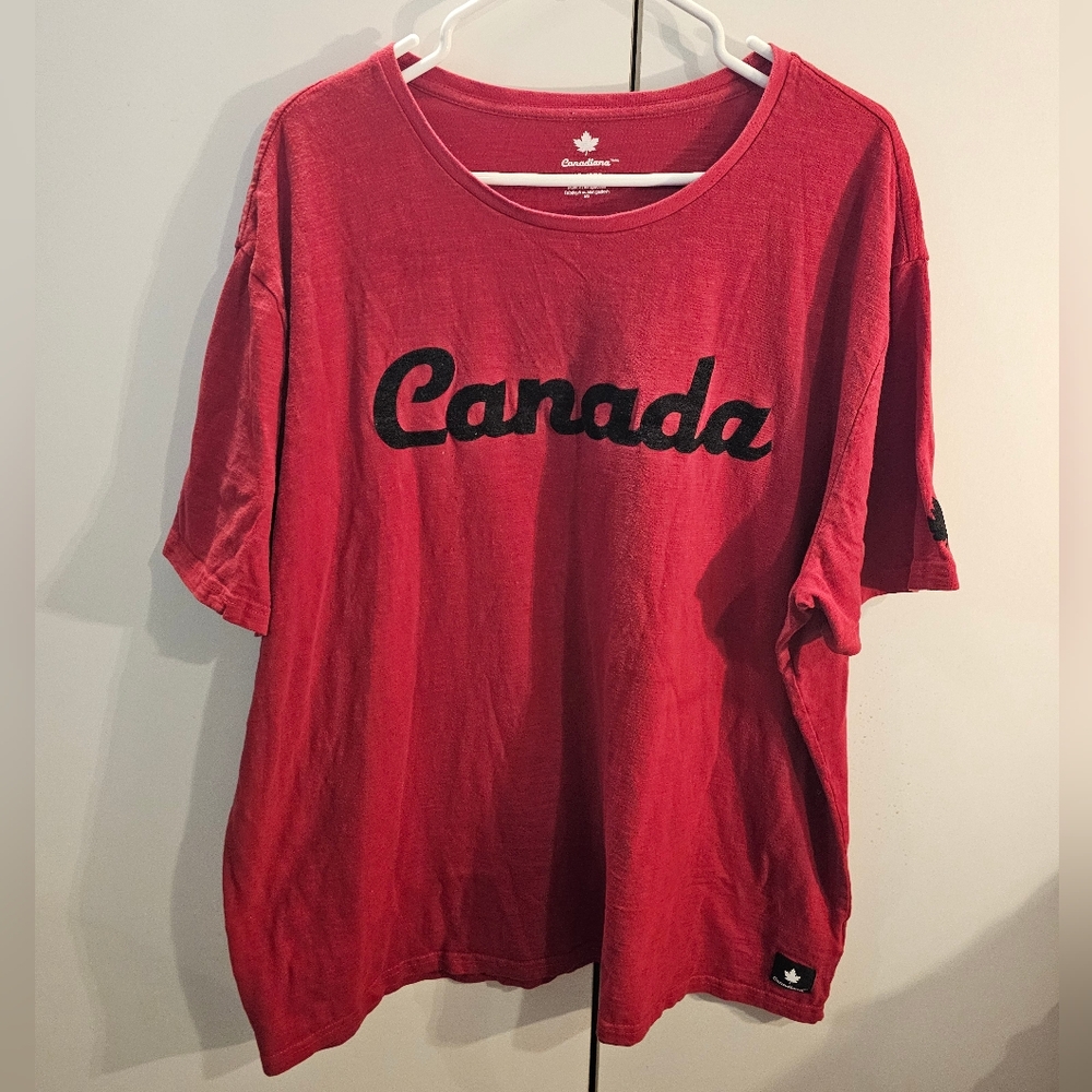 Women's Red Canada Short Sleeve Tee